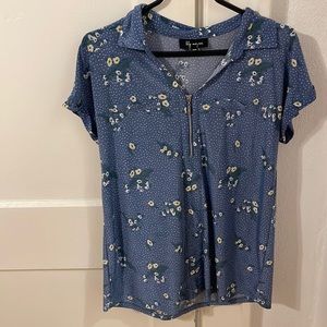 NWOT Lily Morgan Size M Polo Style Floral T shirt